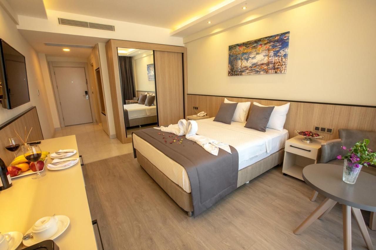 Polaris Otel & Beach Club เมร์ซีน ภายนอก รูปภาพ