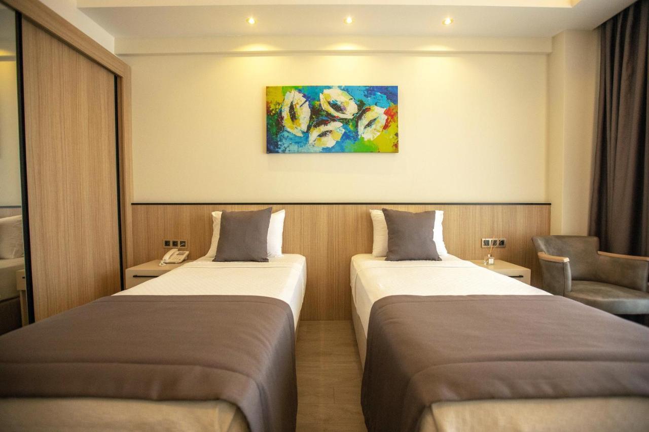 Polaris Otel & Beach Club เมร์ซีน ภายนอก รูปภาพ
